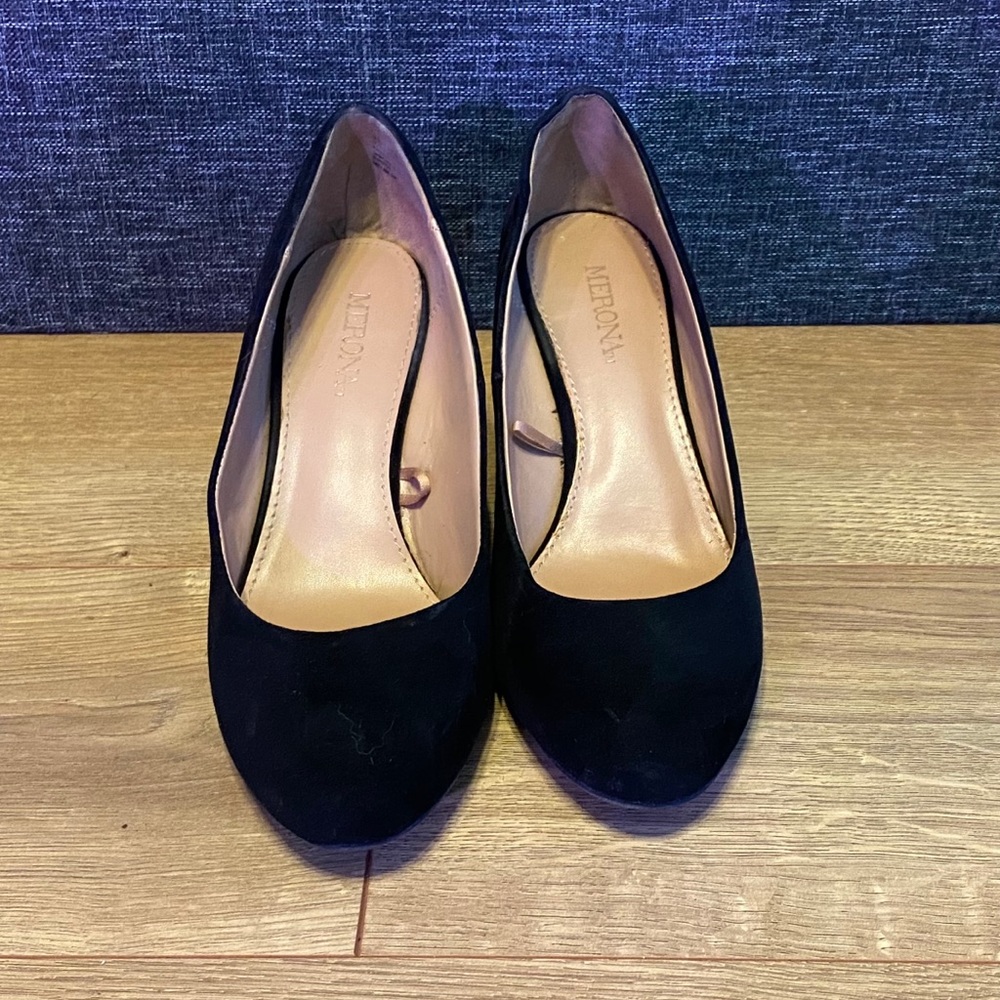Merona Wedge Shoes Size 6